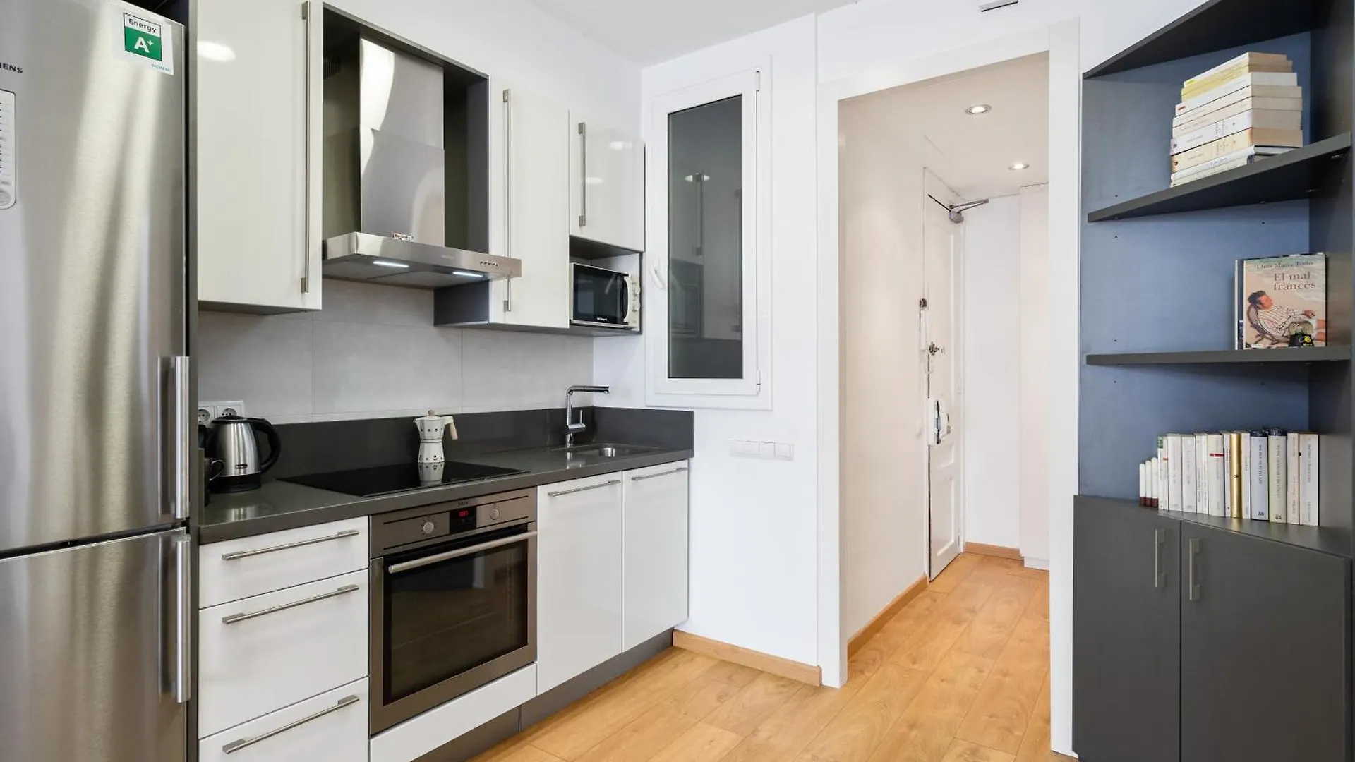 Lägenhet New Cozy 1 Bedroom, Next To Sants Estacio Barcelona